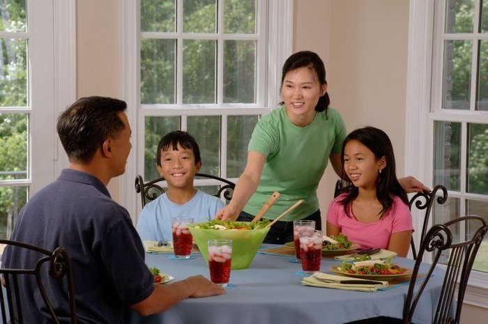 family-eating-at-the-table-dining-parents-children.jpg